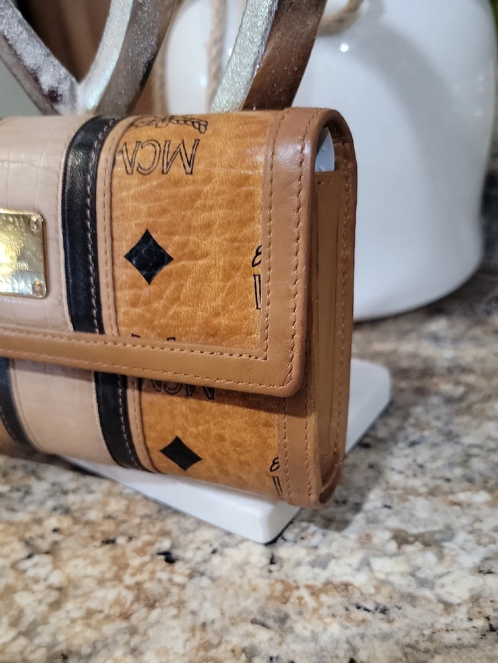 MCM Cognac Cream  Black Visetos Tri-fold Wallet - Picture 3 of 11